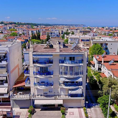 Lovely And Sunny Apartament 300M From Beach!! Peraía Exteriör bild