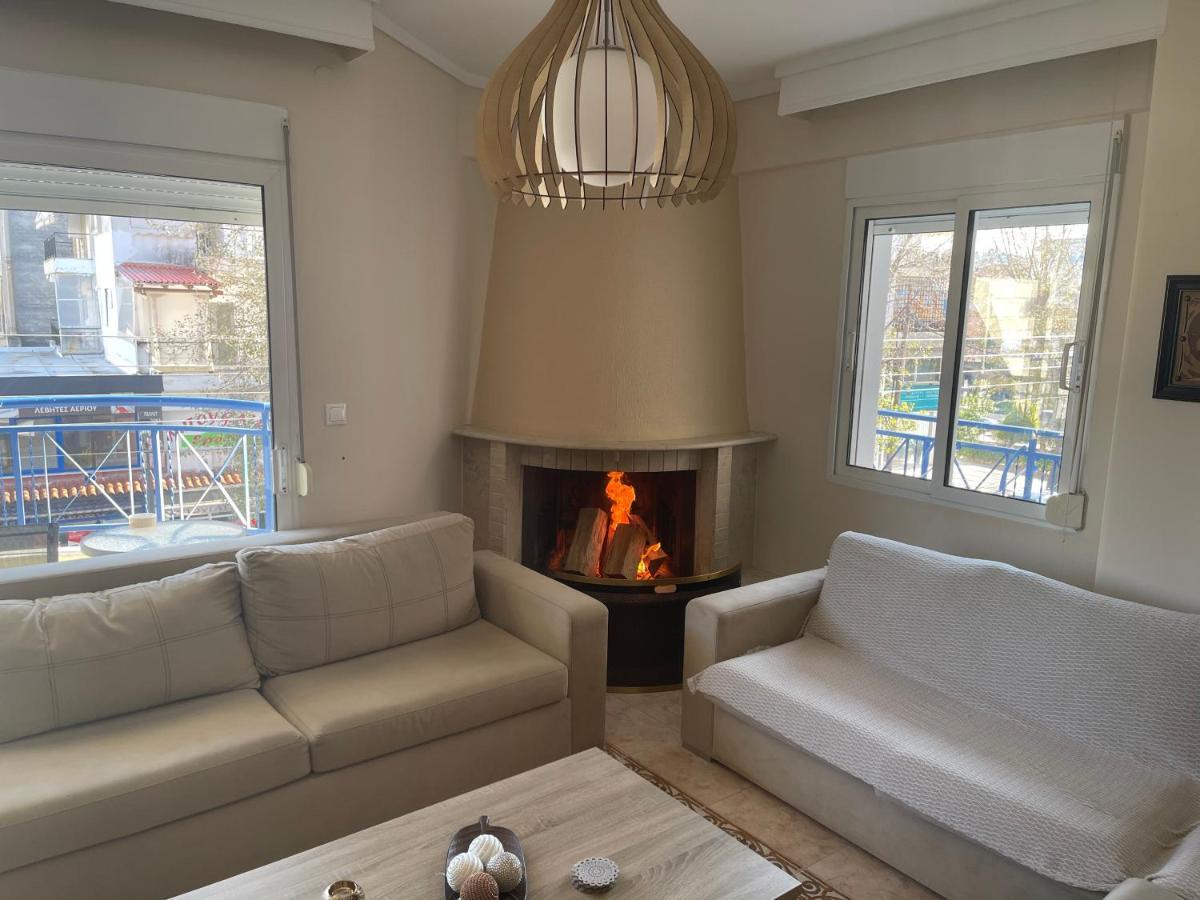 Lovely And Sunny Apartament 300M From Beach!! Peraía Exteriör bild