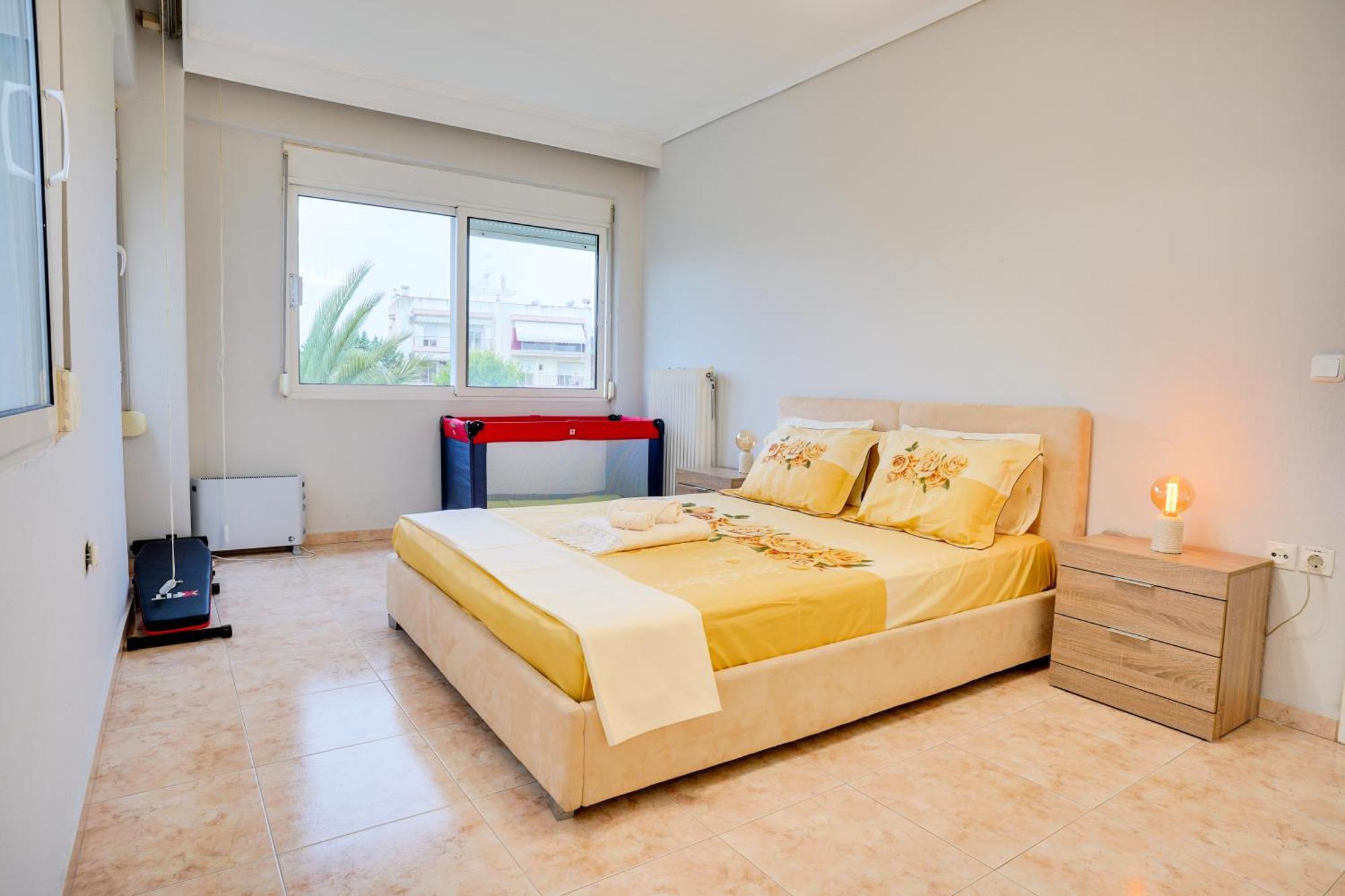 Lovely And Sunny Apartament 300M From Beach!! Peraía Exteriör bild