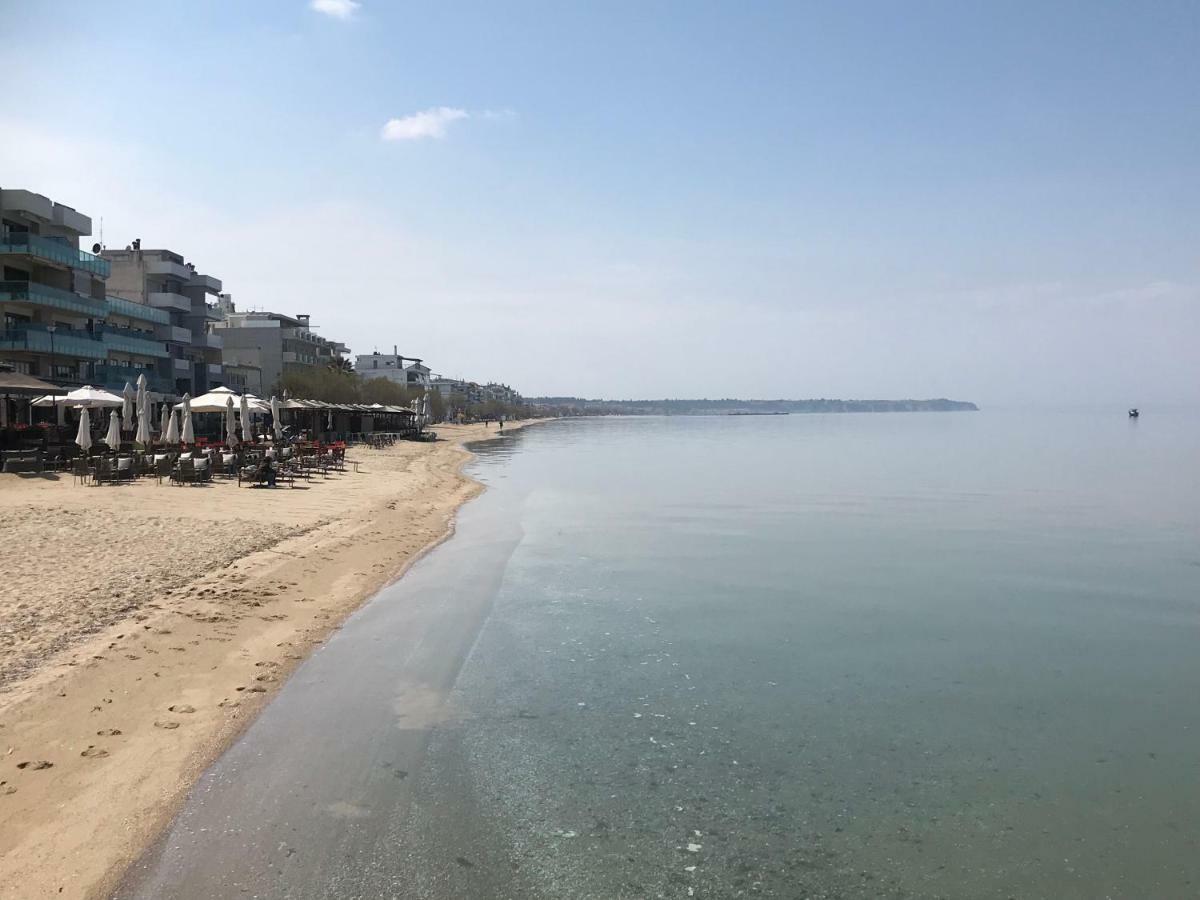 Lovely And Sunny Apartament 300M From Beach!! Peraía Exteriör bild